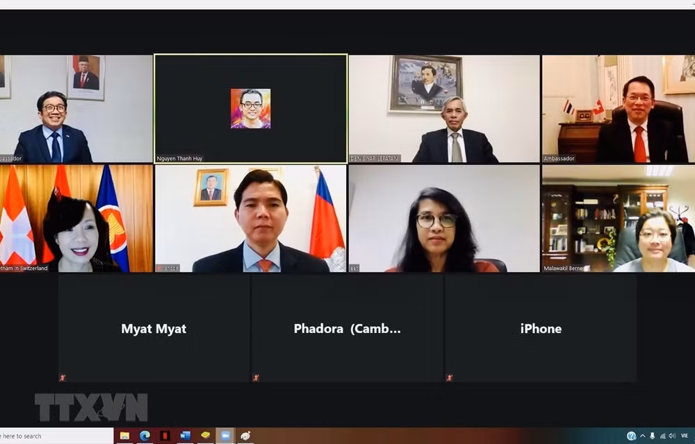 Vietnamese embassy chairs meeting of ASEAN Committee in Bern ảnh 1