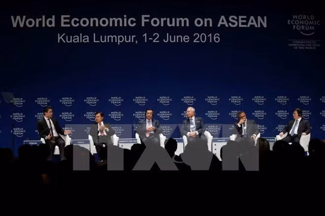 Vietnam attends 25th World Economic Forum on ASEAN ảnh 1