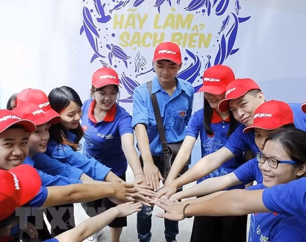 Youths confident in Vietnam’s future development: Survey ảnh 1