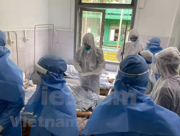 Another COVID-19 patient dies, death toll at 27 ảnh 1