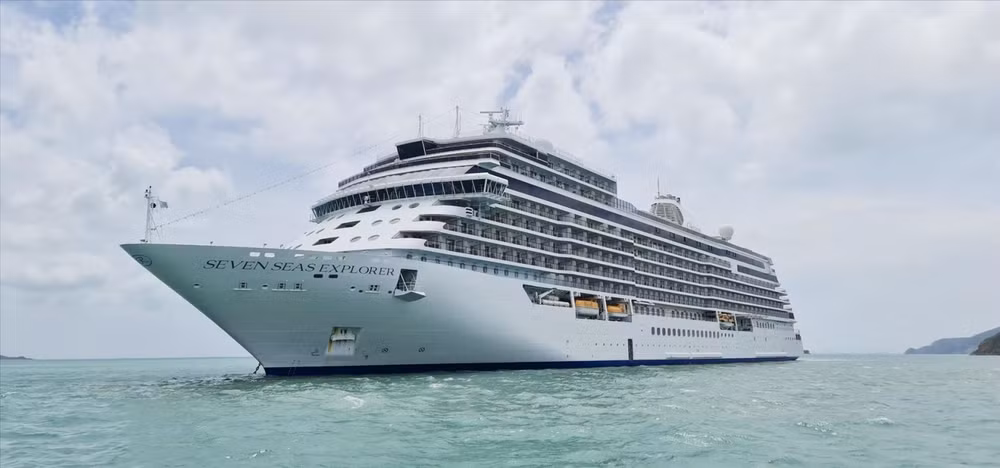 Over 40 int’l cruise ships to bring tourists to Nha Trang in 2024 ảnh 1