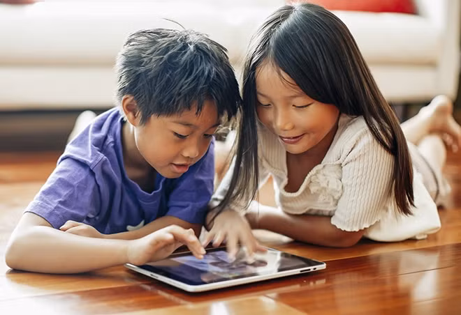 Reporters trained to better protect children in online environment ảnh 1