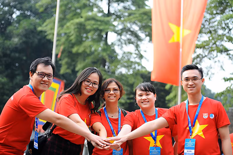 📝 OP-ED: Vietnamese youth make worthy contributions to national construction, defence ảnh 3