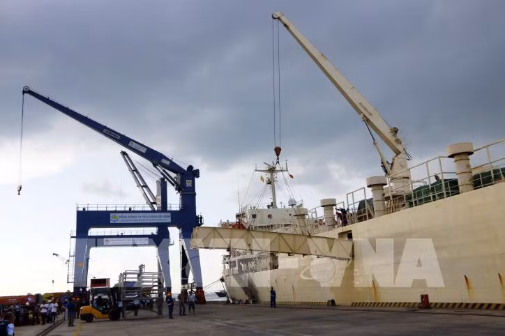 Logistics services grow by 15% in 2022 ảnh 1