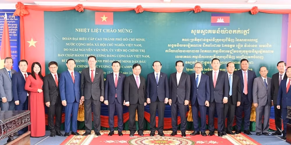 HCM City, Phnom Penh look to strengthen relations ảnh 1 HCM City, Phnom Penh look to strengthen relations ảnh 1