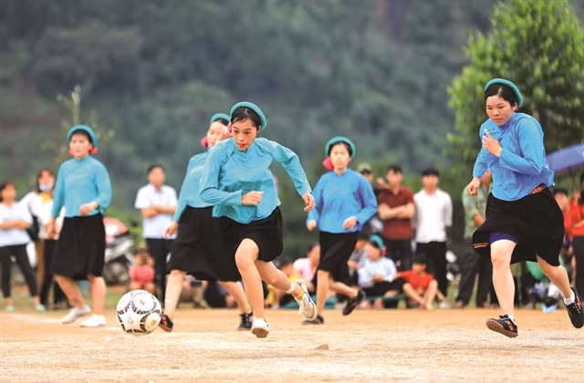 Quang Ninh fully taps local ethnic cultures for tourism development ảnh 1