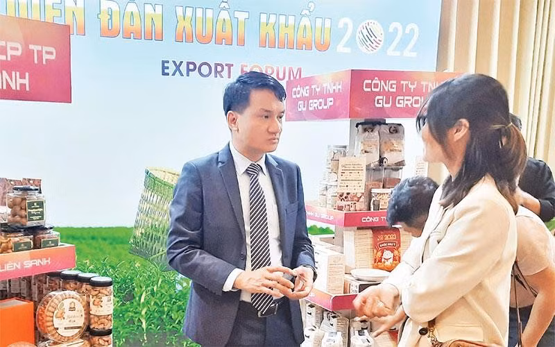 Enterprises overcome challenges to gain impressive results: Experts ảnh 1