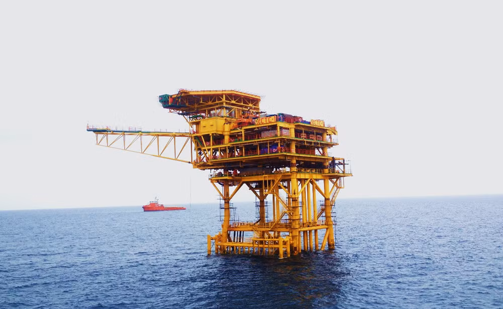 Vietsovpetro’s profits see 73.2 percent higher than target in 2021 ảnh 1