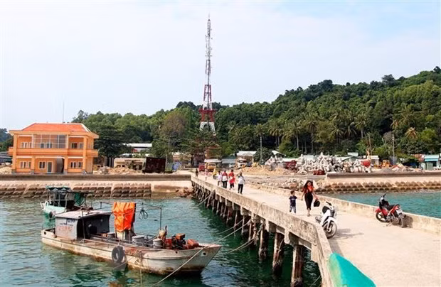 Kien Giang province to deliver goods to seven island communes pre-Tet ảnh 1