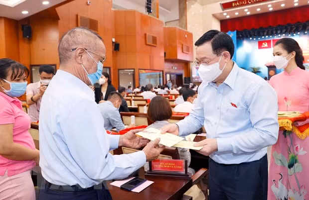 NA Chairman pays Tet visit to Ho Chi Minh City ảnh 1