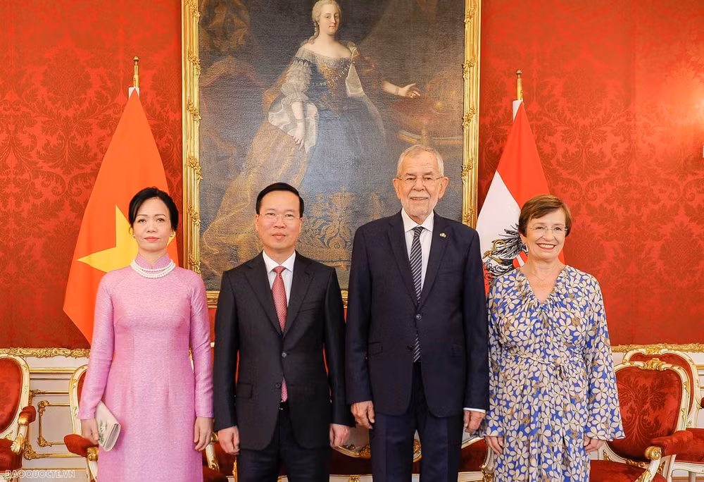 President concludes Austria visit, heading to Italy, Vatican ảnh 1 President concludes Austria visit, heading to Italy, Vatican ảnh 1