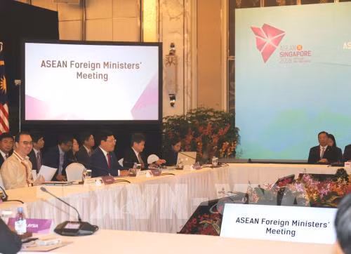 ASEAN Foreign Ministers’ Meeting opens in Singapore ảnh 1