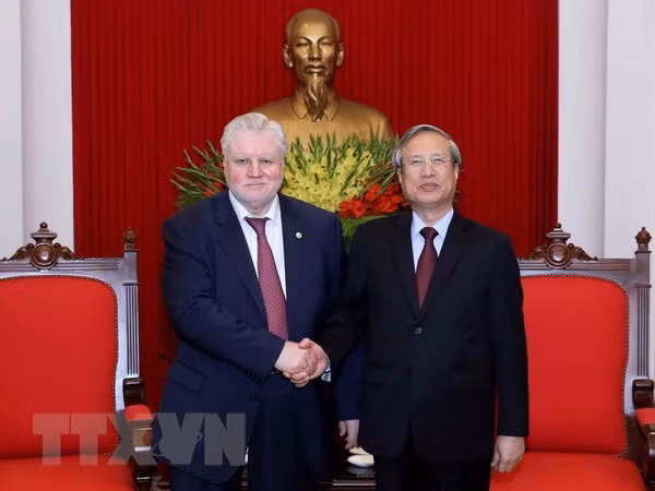 Vietnamese, Russian parties forge ties ảnh 1