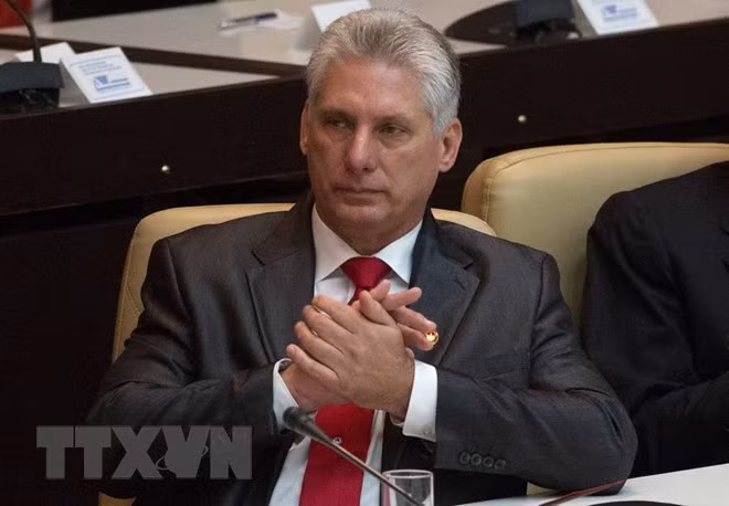 Vietnamese leaders congratulate Cuba’s new president ảnh 1