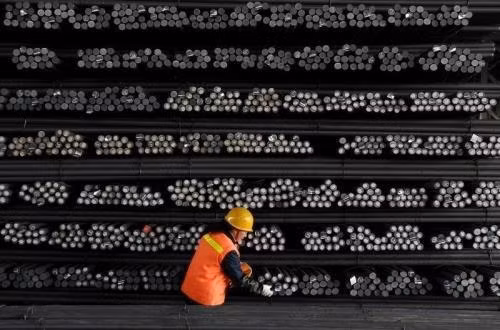 EC launches investigation of steel imports ảnh 1