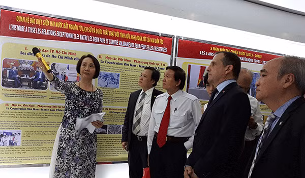 Various activities during Vietnam-France week in HCM City ảnh 1