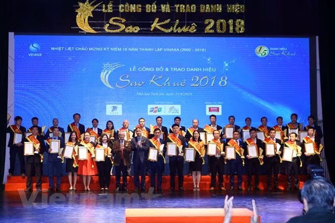 Sao Khue IT winners honoured ảnh 1