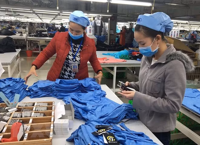 Survey shows positive outlook for manufacturing industry in Q2 ảnh 1