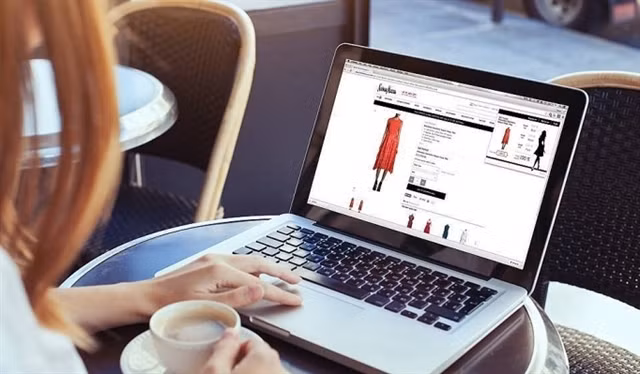 Ministry promotes responsible business in e-commerce ảnh 1