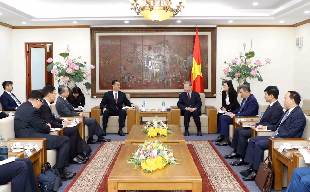 Vietnamese, Chinese public security ministries strengthen cooperation ảnh 1