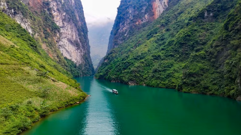 Vietnam tourism searches grow at 6th fastest rate ảnh 1
