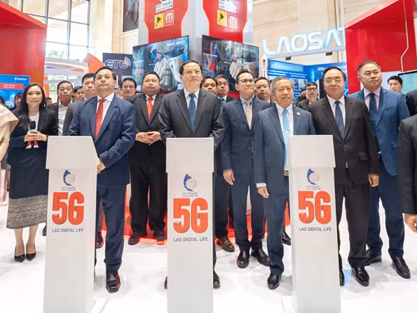 Laos promotes digital products, services ảnh 1
