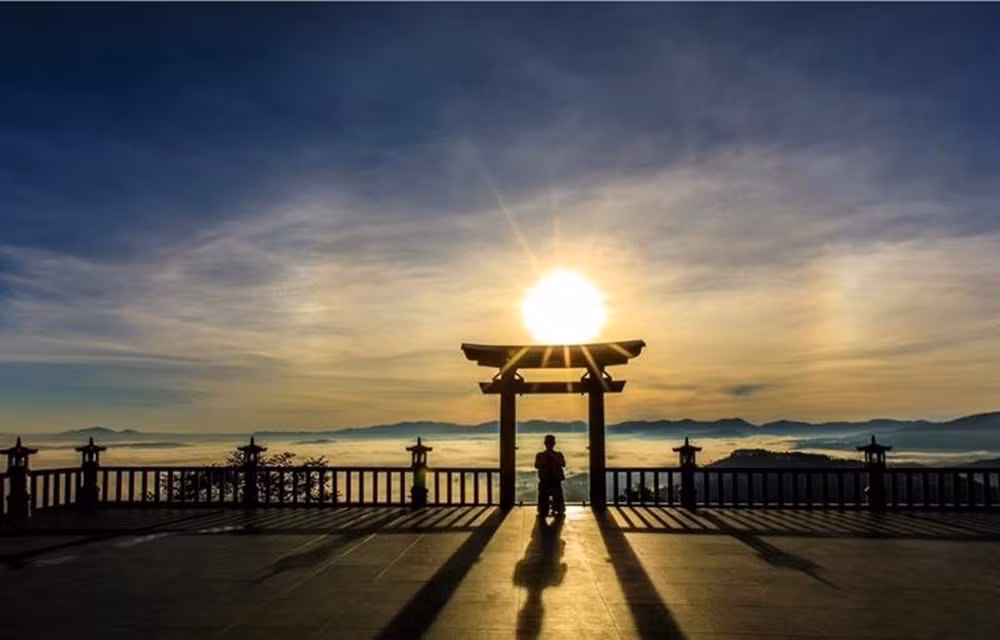 Can’t-miss check-in points on Reunification Day holiday ảnh 1