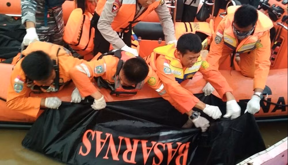 Indonesia: 13 dead in second fatal boat accident in a week ảnh 1