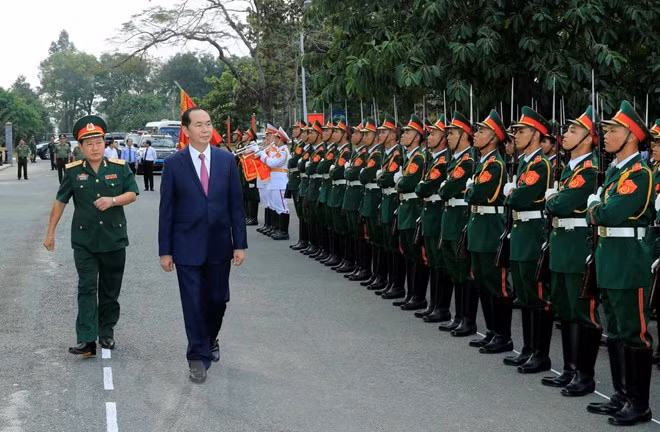 President Tran Dai Quang pays pre-Tet visit to Army Corps 4 ảnh 1