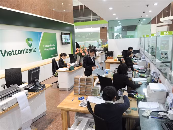 Vietcombank reports record pre-tax profit ảnh 1