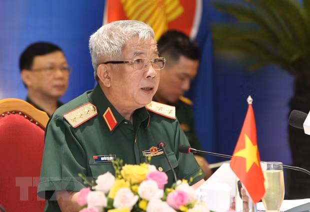 Vietnam, Russia boost bilateral defence cooperation ảnh 1