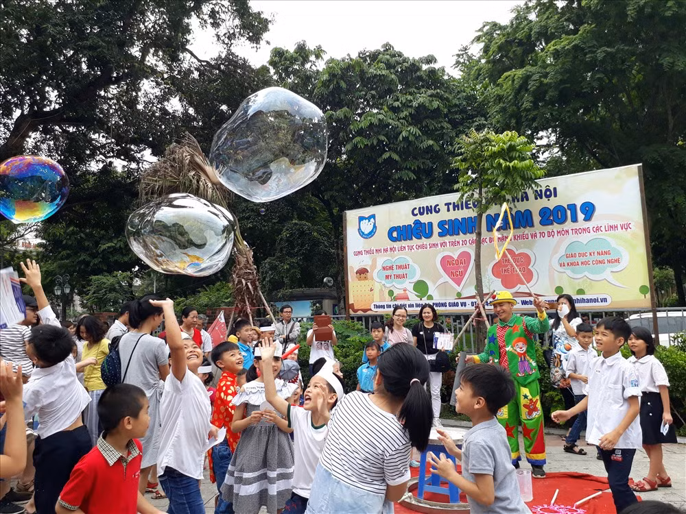 Israeli Embassy hosts children’s festival in Hanoi ảnh 1