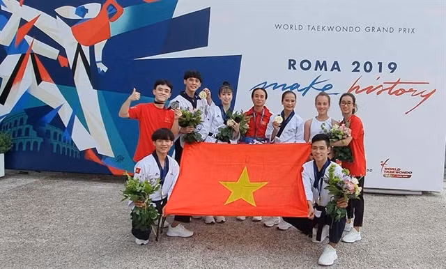 Taekwondo athletes secure medals at World Grand Prix in Italy ảnh 1