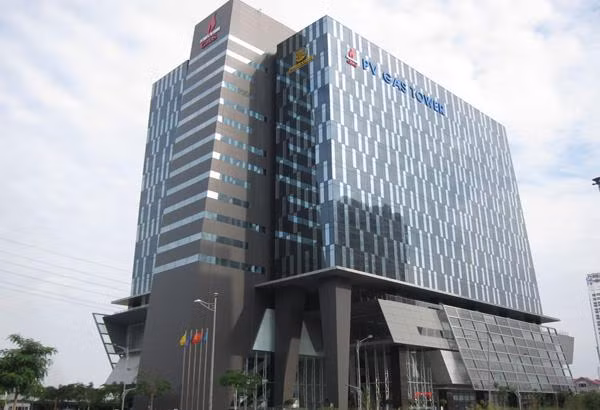 Banks boost sales of mortgaged real estate to recover bad debts ảnh 1
