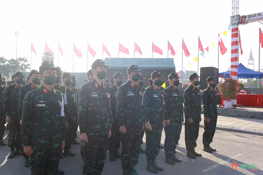Armies of Vietnam, China wrap up medical relief exercise in Quang Ninh ảnh 2