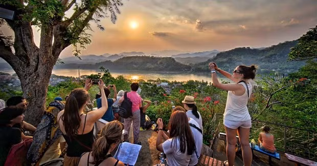 Laos pilots health, hygiene programme in tourism, hospitality sector ảnh 1