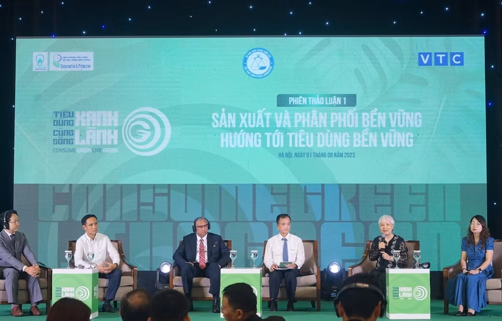 Consumers play vital role in sustainable production chain ảnh 1