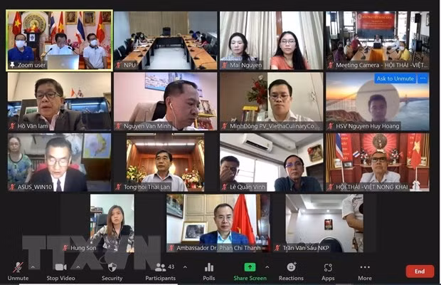 Vietnamese Embassy links Vietnamese in Thailand together amid COVID-19 ảnh 2 Vietnamese Embassy links Vietnamese in Thailand together amid COVID-19 ảnh 2