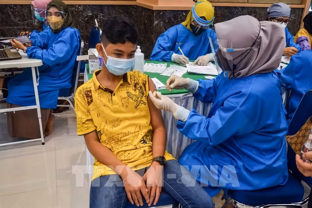 Indonesia's capital city to re-open schools from August 30 ảnh 1