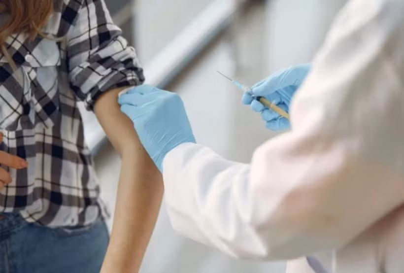 Malaysians urged to maintain COVID-19 preventive measures ảnh 1