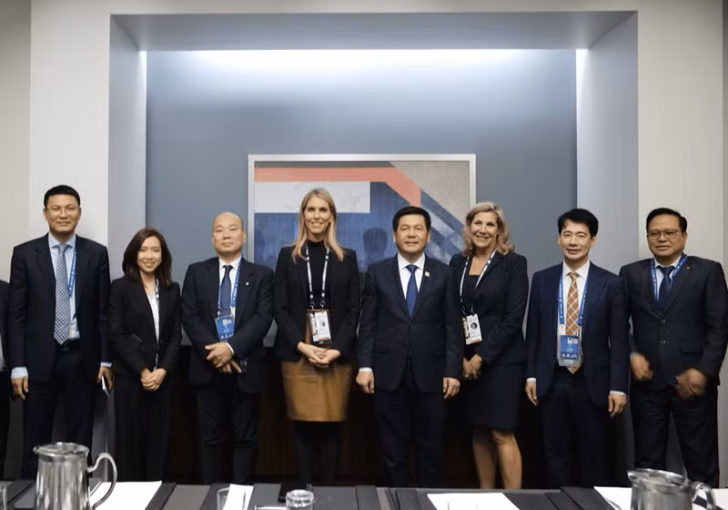 Walmart plans to expand purchase of Vietnamese goods ảnh 1