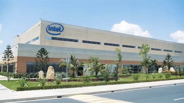 Vietnam aims high on semiconductors ảnh 1