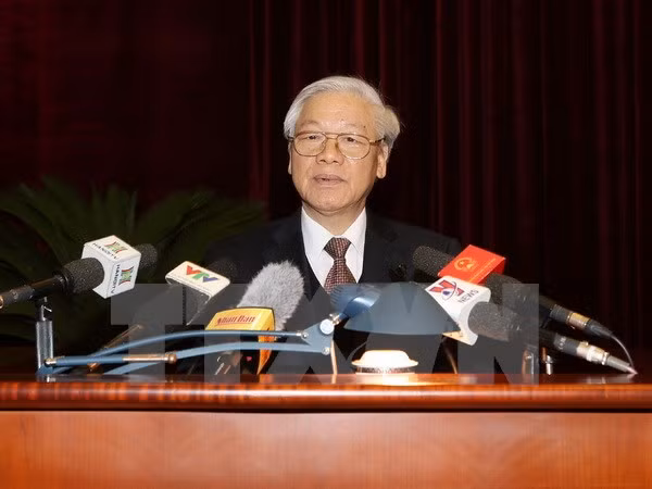 Party chief directs Party inspection, supervision in 2017 ảnh 1