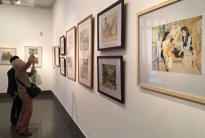 National museum exhibits historic sketches ảnh 1