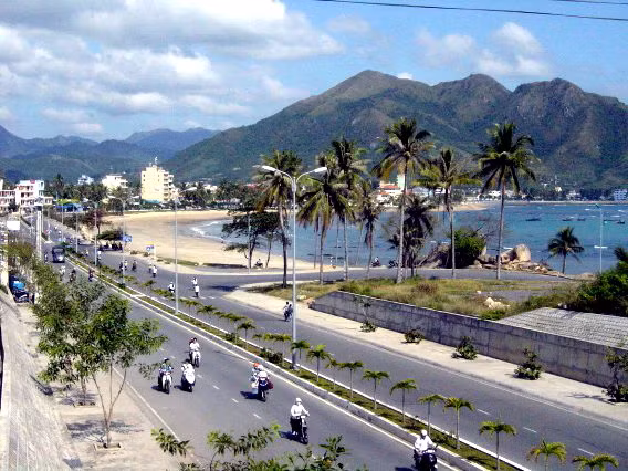 Khanh Hoa province strives to develop marine economy ảnh 1