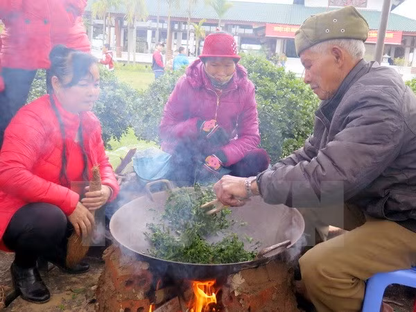 Festival promotes Thai Nguyen tea products ảnh 1