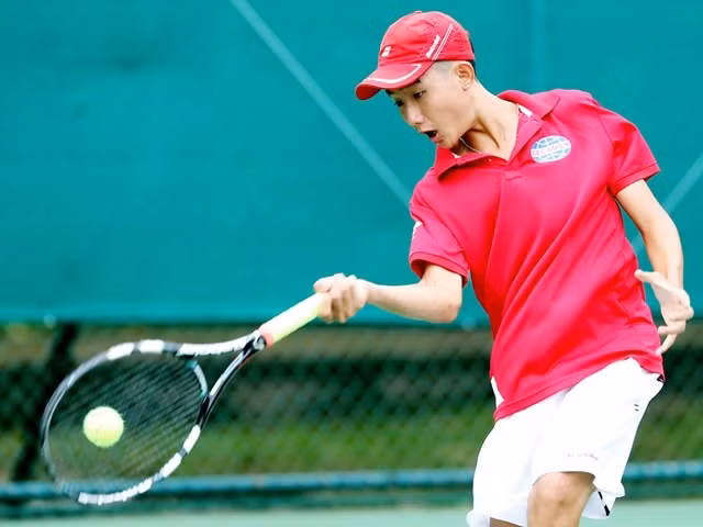 Vietnam enter Davis Cup junior semis ảnh 1