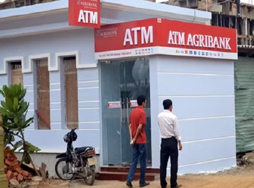  First ATM set up in Ly Son Island ảnh 1