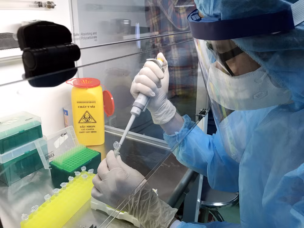 Number of COVID-19 cases reaches 245 as of late April 6 ảnh 1