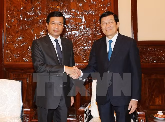  Outgoing Lao Ambassador vows to nurture relations with Vietnam ảnh 1